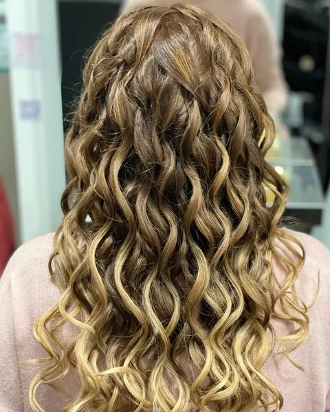 Definierte Locken für den grossen Tag